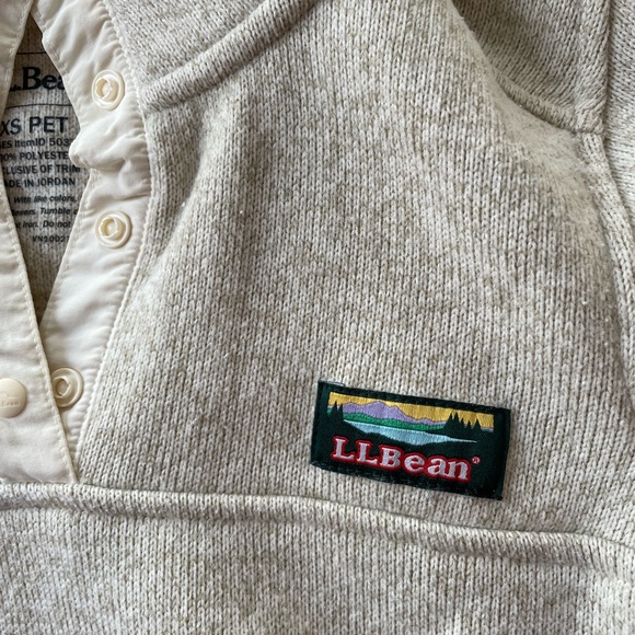 Women's L.L.Bean Sweater Fleece Pullover - Picture 6 of 6